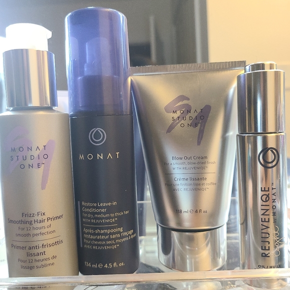 MONAT - Picture 2 of 4